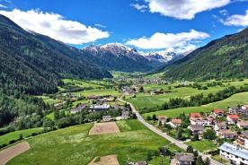 Taufers im Münstertal: Baugrundstück in der Gewerbezone zu verkaufen