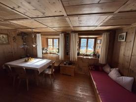 Graun im Vinschgau/St. Valentin: Idyllisches Bauernhaus in Traumlage zu verkaufen